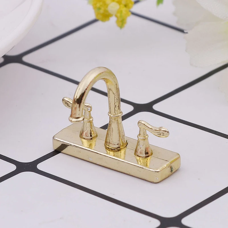 Alloy Bathtub Faucet Simulation Water Tap Model Furniture Toys for Doll House Decoration 1/12 Dollhouse Miniature Accessories
Alloy Bathtub Faucet Simulation Water Tap Model Furniture Toys for Doll House Decoration 1/12 Dollhouse Miniature Accessories