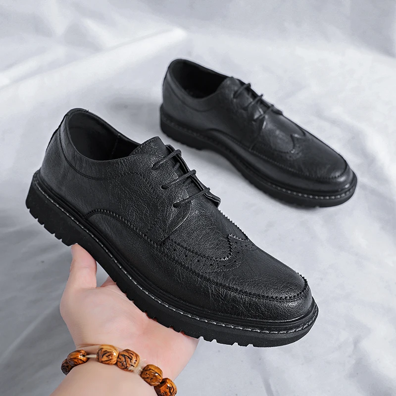 Men shoes lace up Leather Formal Shoes Elegant Dress Shoe brogue fashion Simple outdoor Man Casual shoes Footwear Zapatos Hombre
Men shoes lace up Leather Formal Shoes Elegant Dress Shoe brogue fashion Simple outdoor Man Casual shoes Footwear Zapatos Hombre