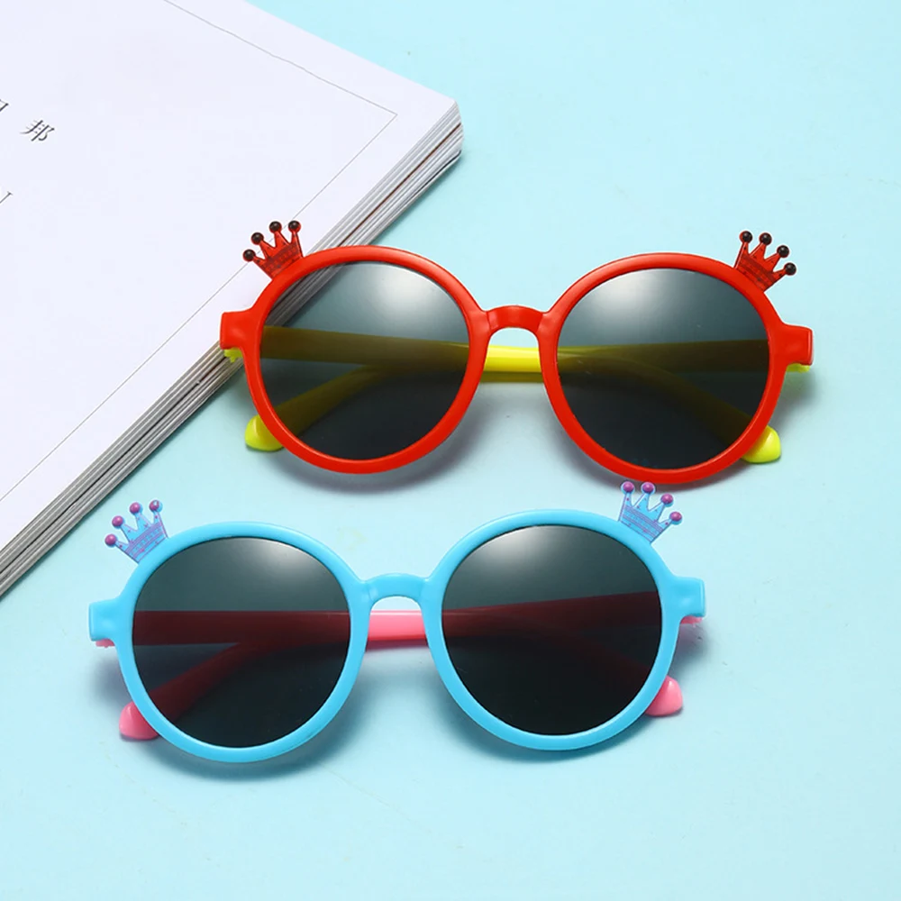 2021 New Fashion Kids Cartoon Sunglasses Crown Cute Baby Sunglasses 6 Color Kids Sunglasses Shades Driver Goggles
2021 New Fashion Kids Cartoon Sunglasses Crown Cute Baby Sunglasses 6 Color Kids Sunglasses Shades Driver Goggles