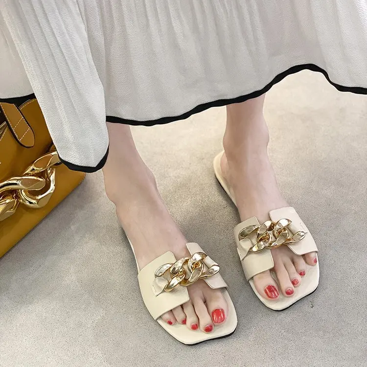 New women's slippers summer 2021 slippers fashion black metal chain decorative square shoes women's slippers women's beach shoes
New women's slippers summer 2021 slippers fashion black metal chain decorative square shoes women's slippers women's beach shoes