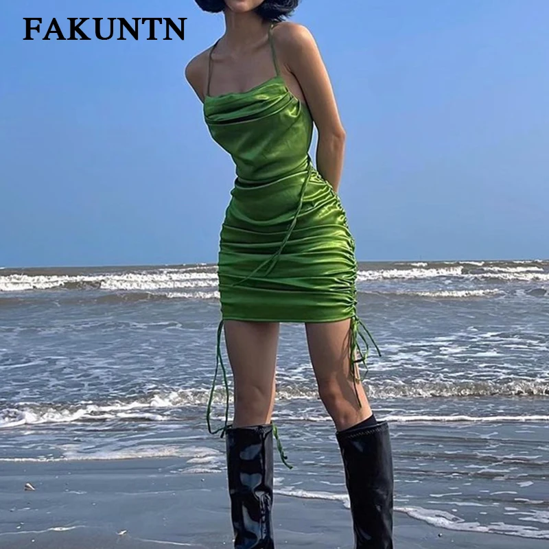 Women Green Satin Sexy Mini Dress Summer Ladies Pleated Drawstring Backless Bandage Beach Sleeveless Party Bodycon Dress Robe
Women Green Satin Sexy Mini Dress Summer Ladies Pleated Drawstring Backless Bandage Beach Sleeveless Party Bodycon Dress Robe