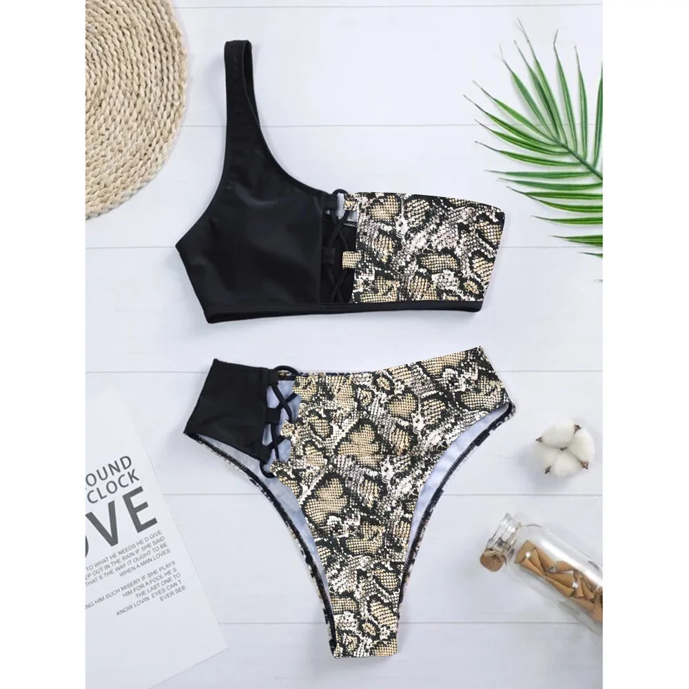 2021 summer beach bikini stitching straps one-shoulder sling swimsuit sexy ladies bikini European and American sexy bikini suits
2021 summer beach bikini stitching straps one-shoulder sling swimsuit sexy ladies bikini European and American sexy bikini suits