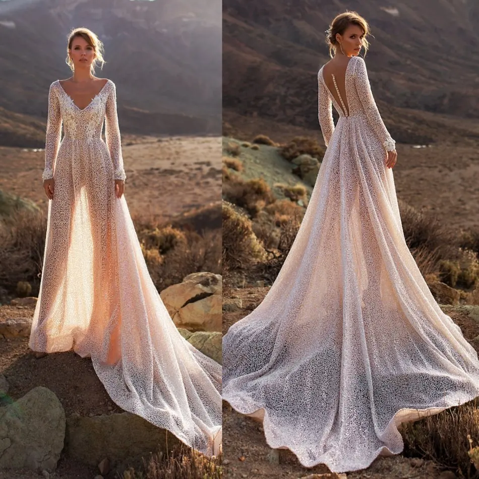 Bohemian Sparkly Wedding Dress 2020 Appliqued Beach Wedding Gowns V Neck Long Sleeve Luxury A Line Vestido De Noiva
Bohemian Sparkly Wedding Dress 2020 Appliqued Beach Wedding Gowns V Neck Long Sleeve Luxury A Line Vestido De Noiva