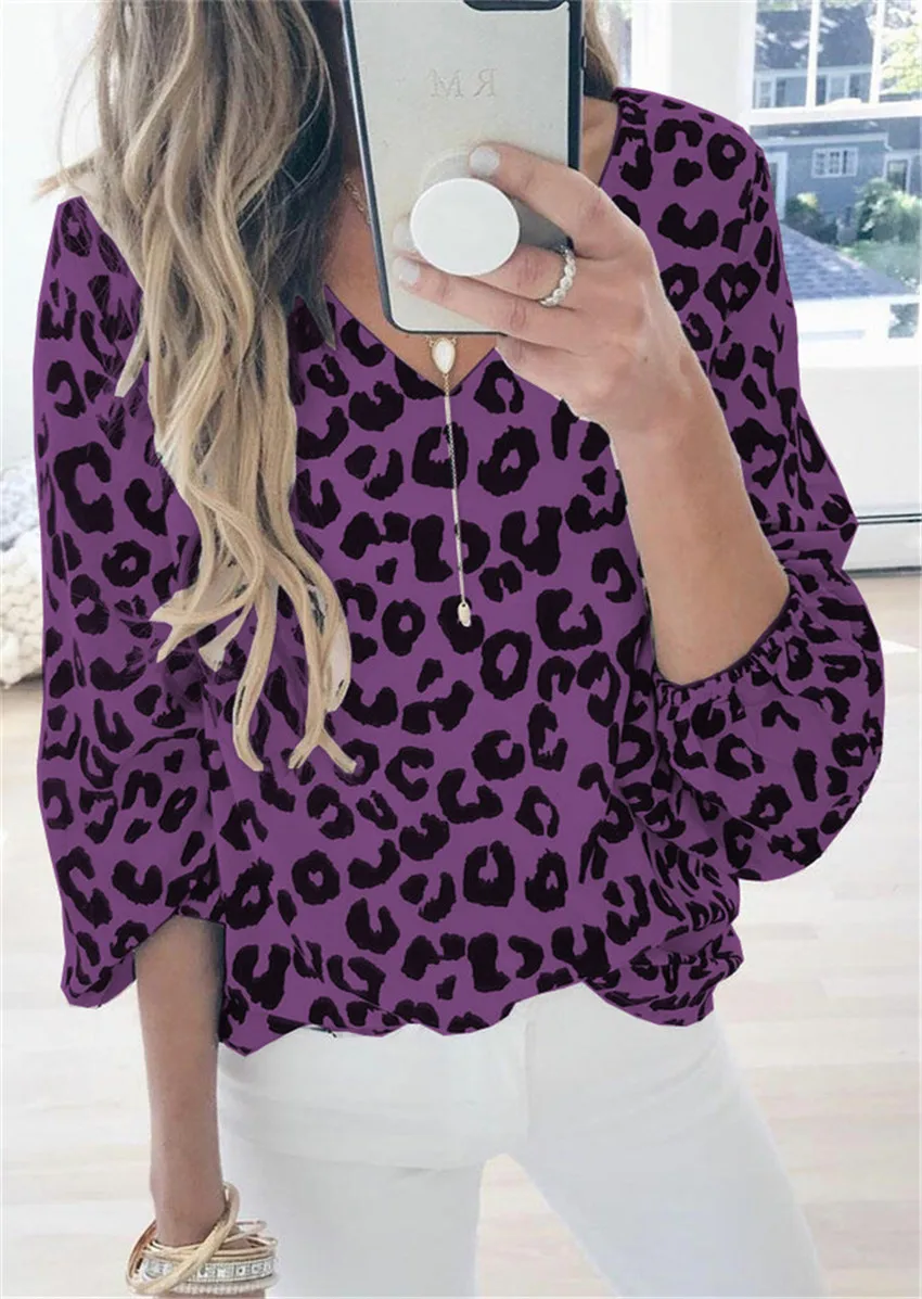 2020 Cross-border Hot Sale In Europe and America Hot Sale Leopard Print V-neck Lantern Sleeve Casual Top T-shirt Women V-Neck
2020 Cross-border Hot Sale In Europe and America Hot Sale Leopard Print V-neck Lantern Sleeve Casual Top T-shirt Women V-Neck