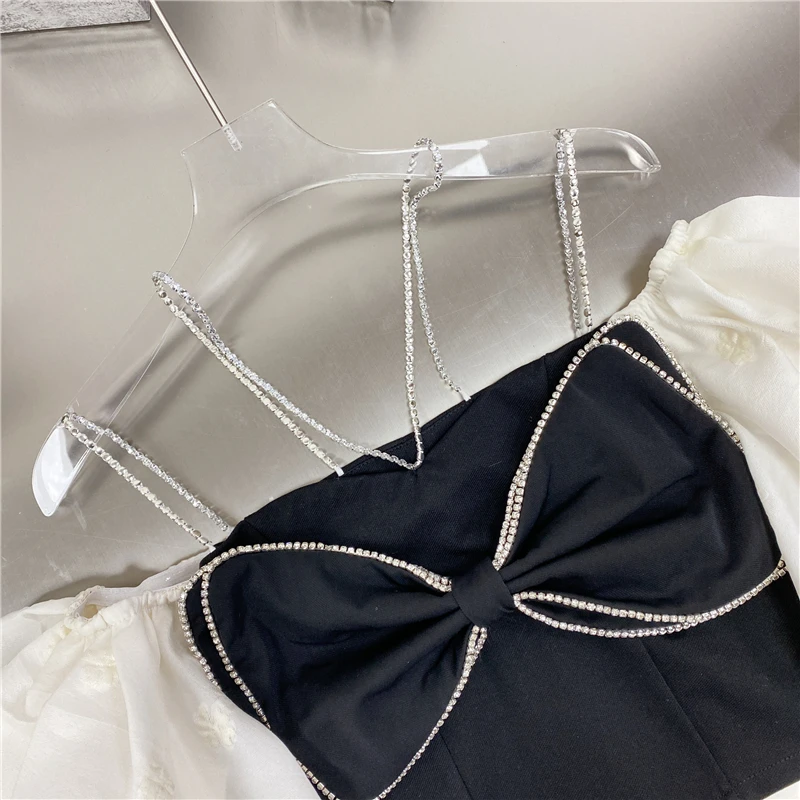 2021 Summer New French Rhinestone Bow Suspenders Jacquard Puff Sleeve T-shirt Top Women 
2021 Summer New French Rhinestone Bow Suspenders Jacquard Puff Sleeve T-shirt Top Women