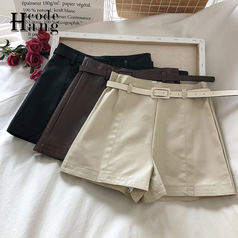 HangCode Korean Fashion Solid PU Leather Shots Women's Autumn Winter High Waist Wide Leg Office Shorts Casual Ladies Shorts
HangCode Korean Fashion Solid PU Leather Shots Women's Autumn Winter High Waist Wide Leg Office Shorts Casual Ladies Shorts