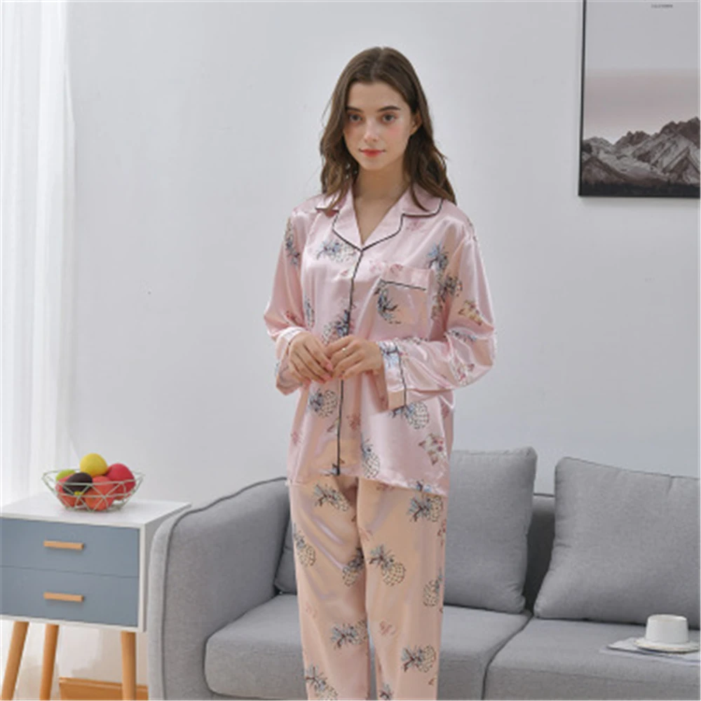 Новинка, шелковая пижама, кардиган с принтом для домашнего использования, сексуальный костюм с длинными рукавами для домашнего использован...
Новинка, шелковая пижама, кардиган с принтом для домашнего использования, сексуальный костюм с длинными рукавами для домашнего использован...