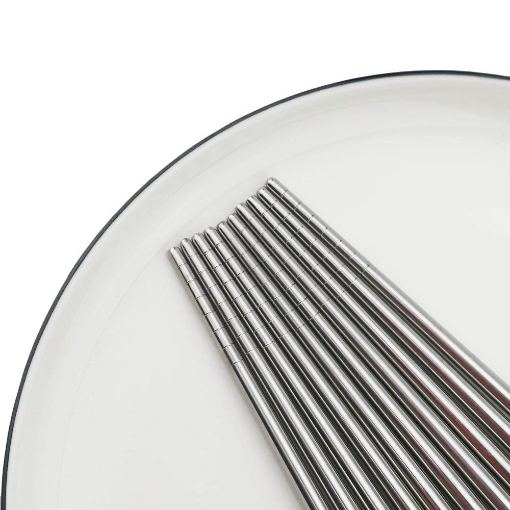 1Pair Chopsticks Chopsticks Eco-Friendly Food Steel 23cm Reusable Chopsticks Tableware Stainless Non-slip Head Dinnerware
1Pair Chopsticks Chopsticks Eco-Friendly Food Steel 23cm Reusable Chopsticks Tableware Stainless Non-slip Head Dinnerware