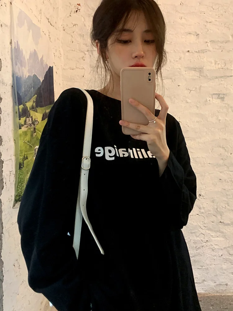 Fairy Grunge Letters Vintage Long-Sleeved Oversized T-Shirt Woman Korean Clothes Couple Igbt Goth Aesthetic Y2k Emo Clothes Tops
Fairy Grunge Letters Vintage Long-Sleeved Oversized T-Shirt Woman Korean Clothes Couple Igbt Goth Aesthetic Y2k Emo Clothes Tops