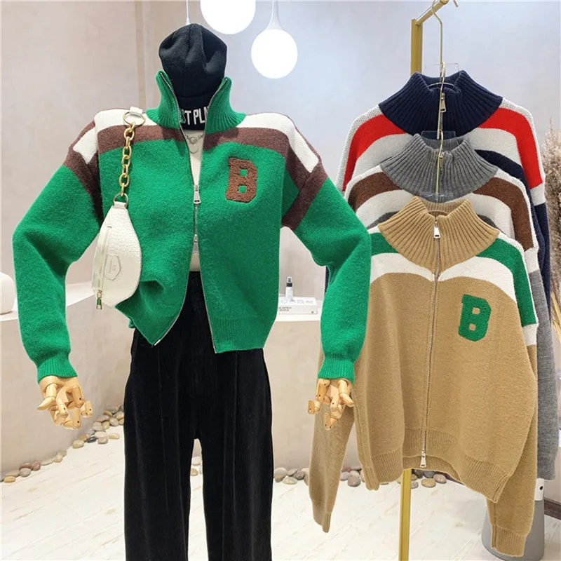 New Women's Clothing 2022 Autumn Winter Design double zipper stand collar knitted cardigan letter jacquard sweater coat Top
New Women's Clothing 2022 Autumn Winter Design double zipper stand collar knitted cardigan letter jacquard sweater coat Top