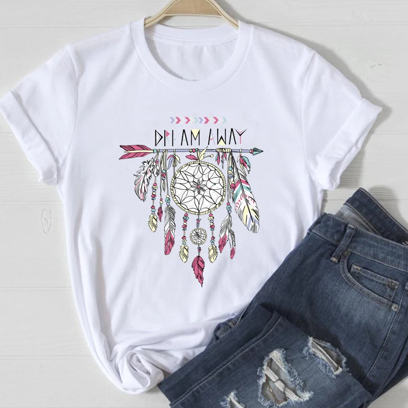 Harajuku Graphic Design T-Shirts For Girls T-Shirts Feather Retro Dream Women Short Sleeve Cool Women's Clothing Summer 2021
Harajuku Graphic Design T-Shirts For Girls T-Shirts Feather Retro Dream Women Short Sleeve Cool Women's Clothing Summer 2021