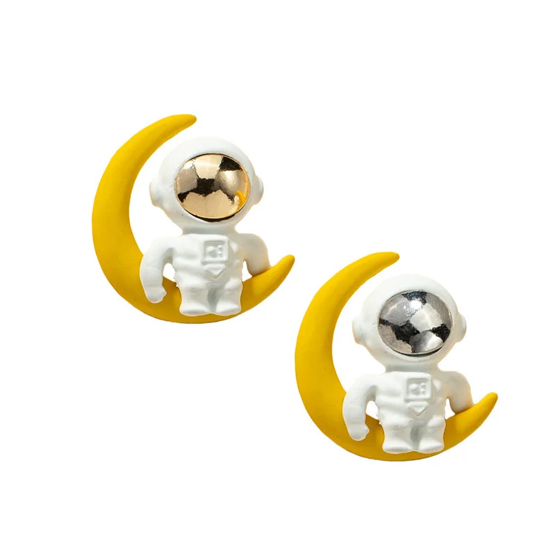 New Creative Cartoon Cute Astronaut Spaceman Yellow Moon Stud Earrings Fashion Universe Planet Earrings For Women Gift Jewelry
New Creative Cartoon Cute Astronaut Spaceman Yellow Moon Stud Earrings Fashion Universe Planet Earrings For Women Gift Jewelry