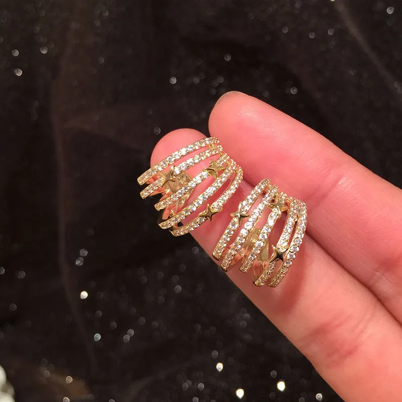 Fashion Cute Multi Turn Star Drop Small Hoop Earrings For Women Accessories Tassel Drop Earrings Girls Party Jewelry Gift 2021
Fashion Cute Multi Turn Star Drop Small Hoop Earrings For Women Accessories Tassel Drop Earrings Girls Party Jewelry Gift 2021