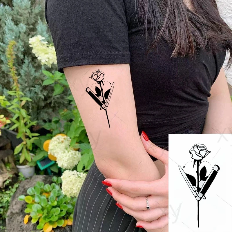 Bowknot Waterproof Temporary Tattoo Stickers Ins Style Simple and Cute Black Small Pattern Korean Simulation Tattoo Stickers
Bowknot Waterproof Temporary Tattoo Stickers Ins Style Simple and Cute Black Small Pattern Korean Simulation Tattoo Stickers