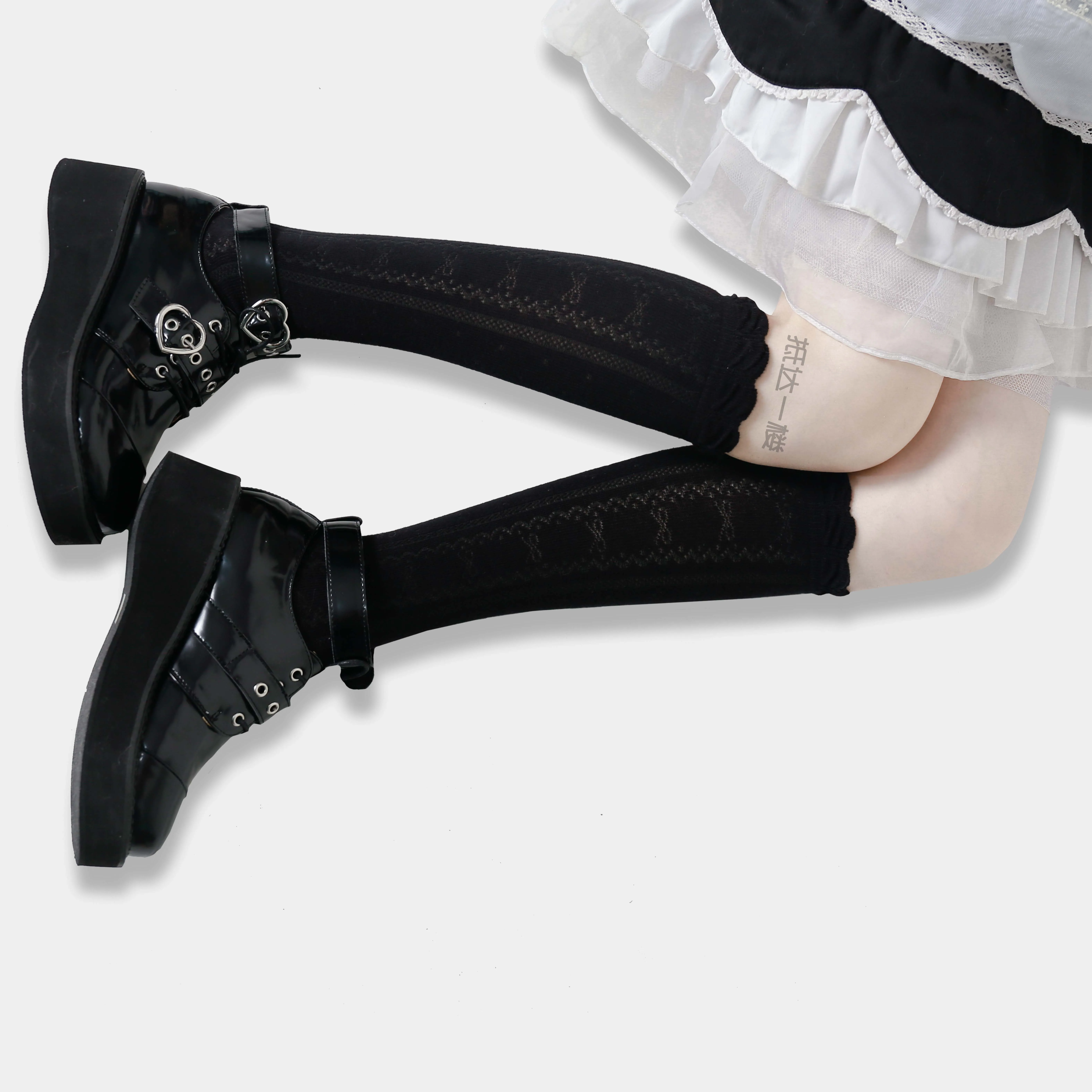 3 Color Hollow Jacquard Lolita JK Medium Tube Socks Women Japanese Bowknot lace Sweet Girls Cute Knee Short Stockings Cotton
3 Color Hollow Jacquard Lolita JK Medium Tube Socks Women Japanese Bowknot lace Sweet Girls Cute Knee Short Stockings Cotton