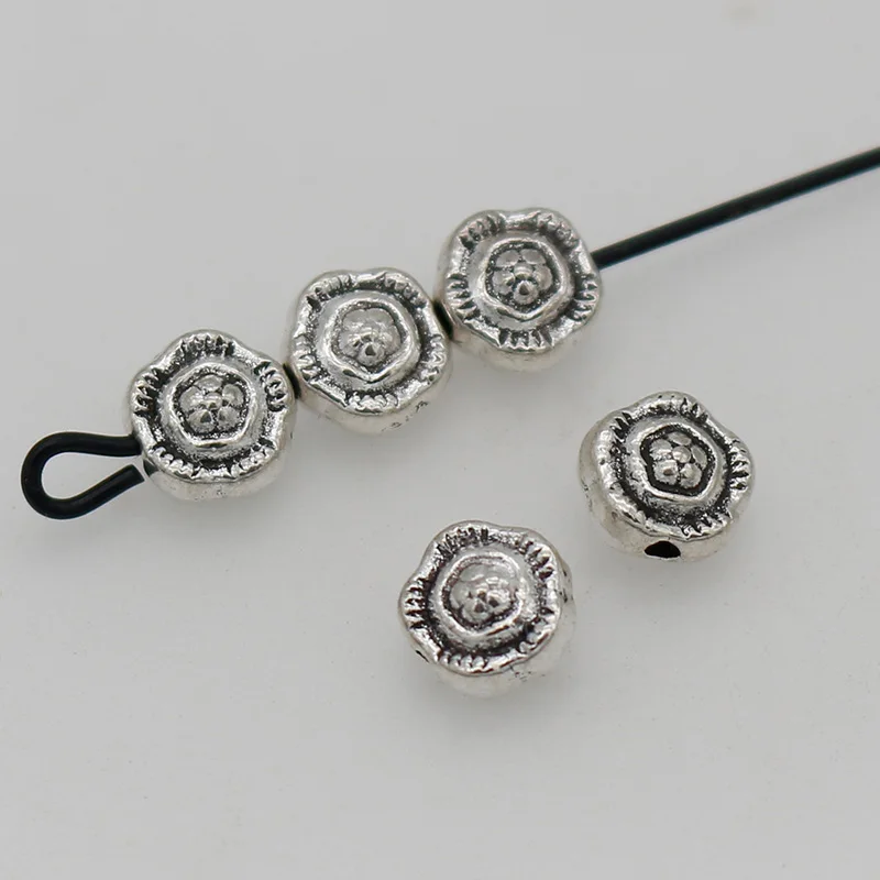 50pcs/lot Fashion Antique Silver Flower Loose Beads 7mm Handmade Decoration Zinc Alloy Charm Spacer Beads DIY Jewelry Findings
50pcs/lot Fashion Antique Silver Flower Loose Beads 7mm Handmade Decoration Zinc Alloy Charm Spacer Beads DIY Jewelry Findings