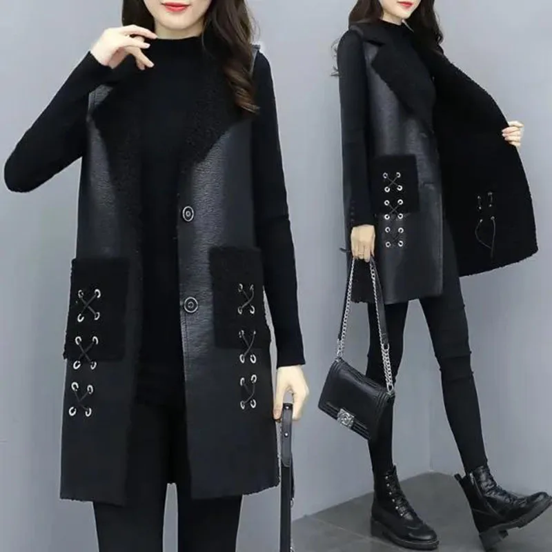 Leather Vest Women's New Autumn Winter Waistcoat Fashion Sleeveless Leather Jackets Outerwear Black Lamb Hair Vest Coat Female
Leather Vest Women's New Autumn Winter Waistcoat Fashion Sleeveless Leather Jackets Outerwear Black Lamb Hair Vest Coat Female