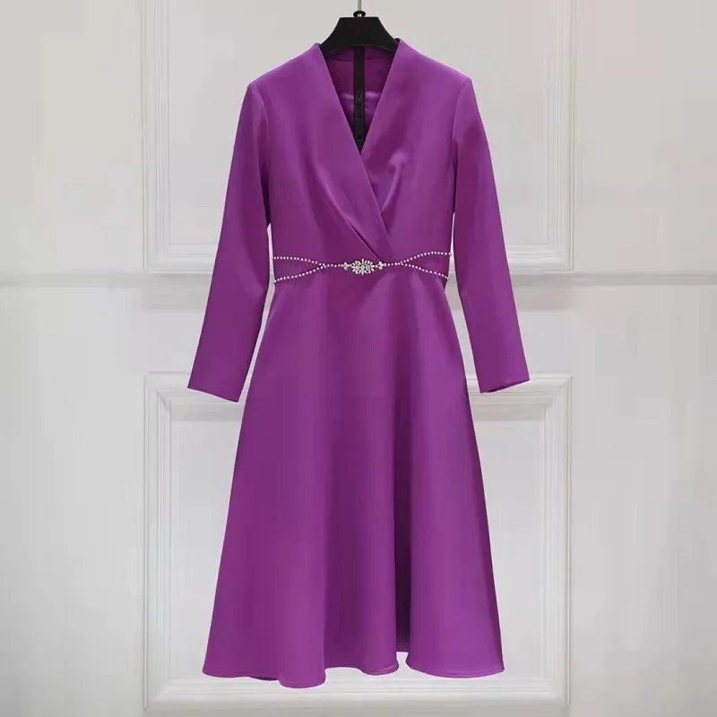 Luxury Dress 2021 Autumn Winter Designer Fashion Women V-Neck Crystal Beading Long Sleeve Apricot Purple Party Elegant Dress XXL
Luxury Dress 2021 Autumn Winter Designer Fashion Women V-Neck Crystal Beading Long Sleeve Apricot Purple Party Elegant Dress XXL