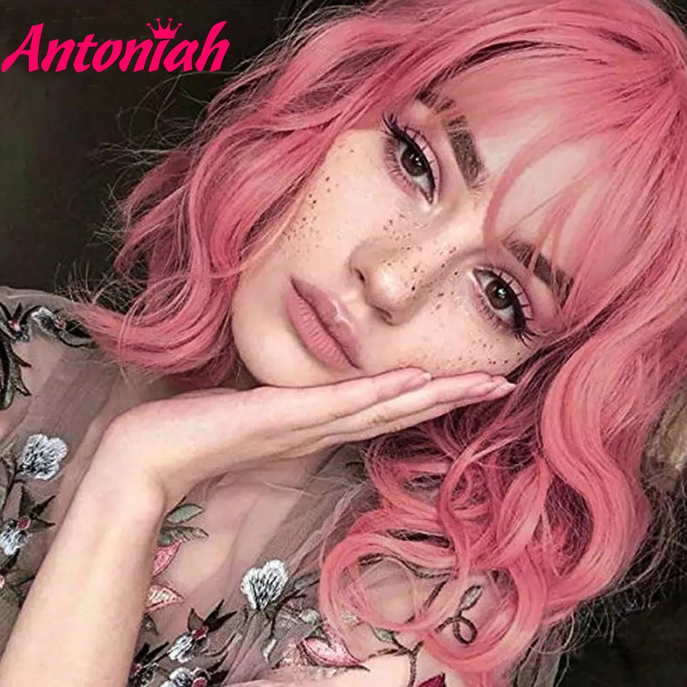 Antoniah High Quality Short Bob Natural Wave Hair Synthetic Wigs with Neat Bangs for Women Pink ColorCosplay Wig For Girls Party
Antoniah High Quality Short Bob Natural Wave Hair Synthetic Wigs with Neat Bangs for Women Pink ColorCosplay Wig For Girls Party