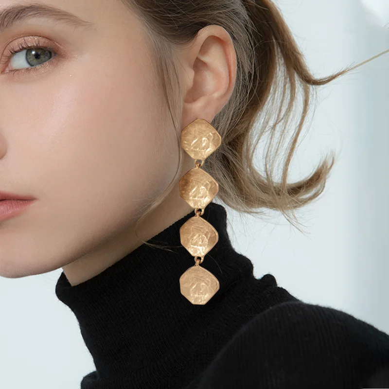 New Golden Retro Long Pendant Earrings Fashion Stainless Steel Pendant Earrings Jewelry Exaggerated Hip-Hop Punk Style For Women
New Golden Retro Long Pendant Earrings Fashion Stainless Steel Pendant Earrings Jewelry Exaggerated Hip-Hop Punk Style For Women