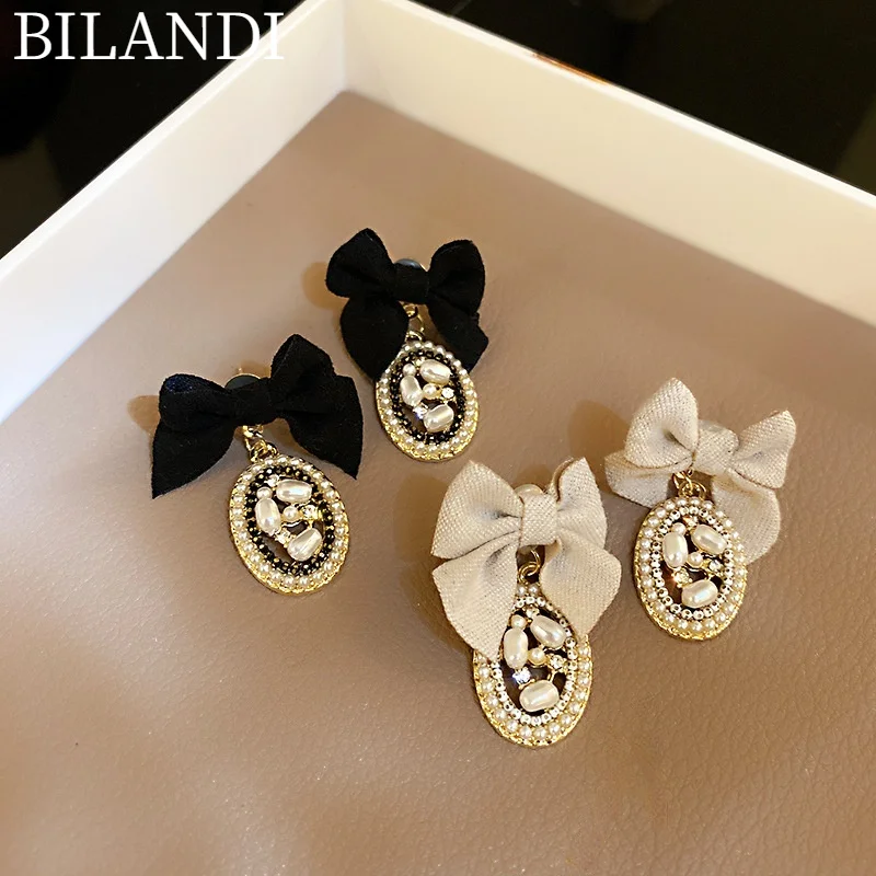 Bilandi S925 needle Women Jewelry Black White Bow Earrings Elegant Design Vintage Temperament Oval Drop Earrings For Party Gifts
Bilandi S925 needle Women Jewelry Black White Bow Earrings Elegant Design Vintage Temperament Oval Drop Earrings For Party Gifts