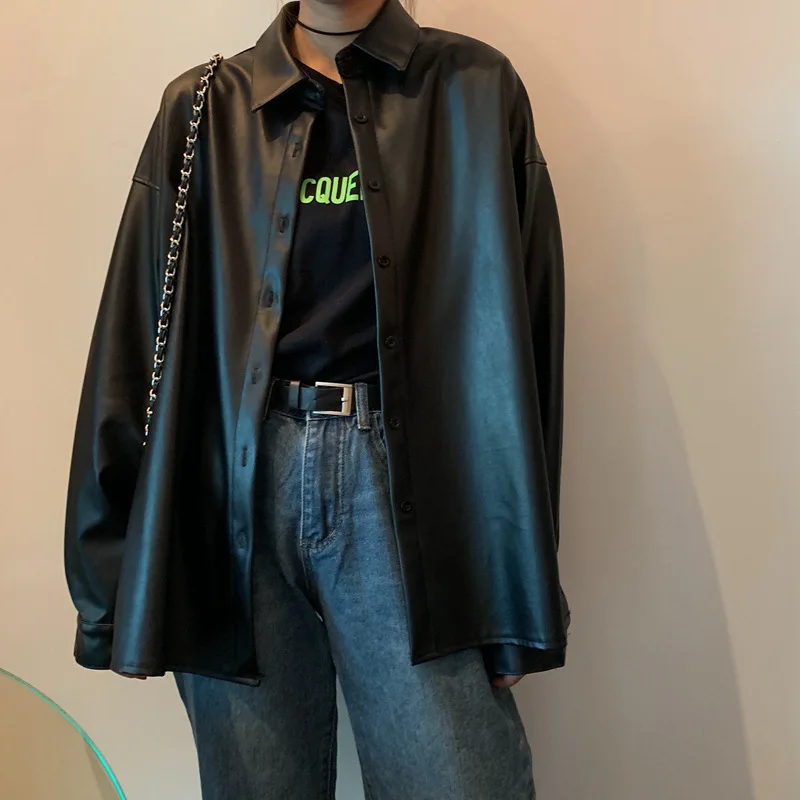 New Women oversized PU leather blouses 2021 Spring Autumn Black Faux Leather Basic Coat Turn-down Collar Motor Biker Jacket
New Women oversized PU leather blouses 2021 Spring Autumn Black Faux Leather Basic Coat Turn-down Collar Motor Biker Jacket