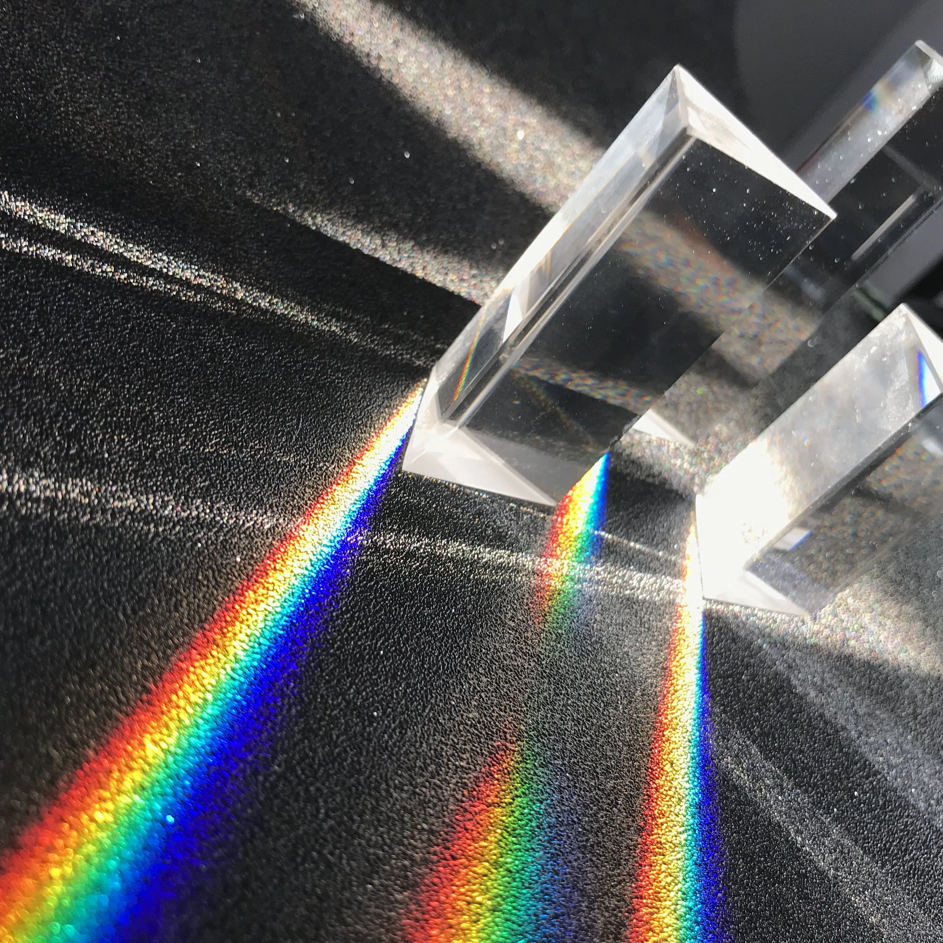 30*30*60MM Triangular Prism BK7 Optical Prisms Glass Physics Teaching Refracted Light Spectrum Rainbow Children Students Present
30*30*60MM Triangular Prism BK7 Optical Prisms Glass Physics Teaching Refracted Light Spectrum Rainbow Children Students Present