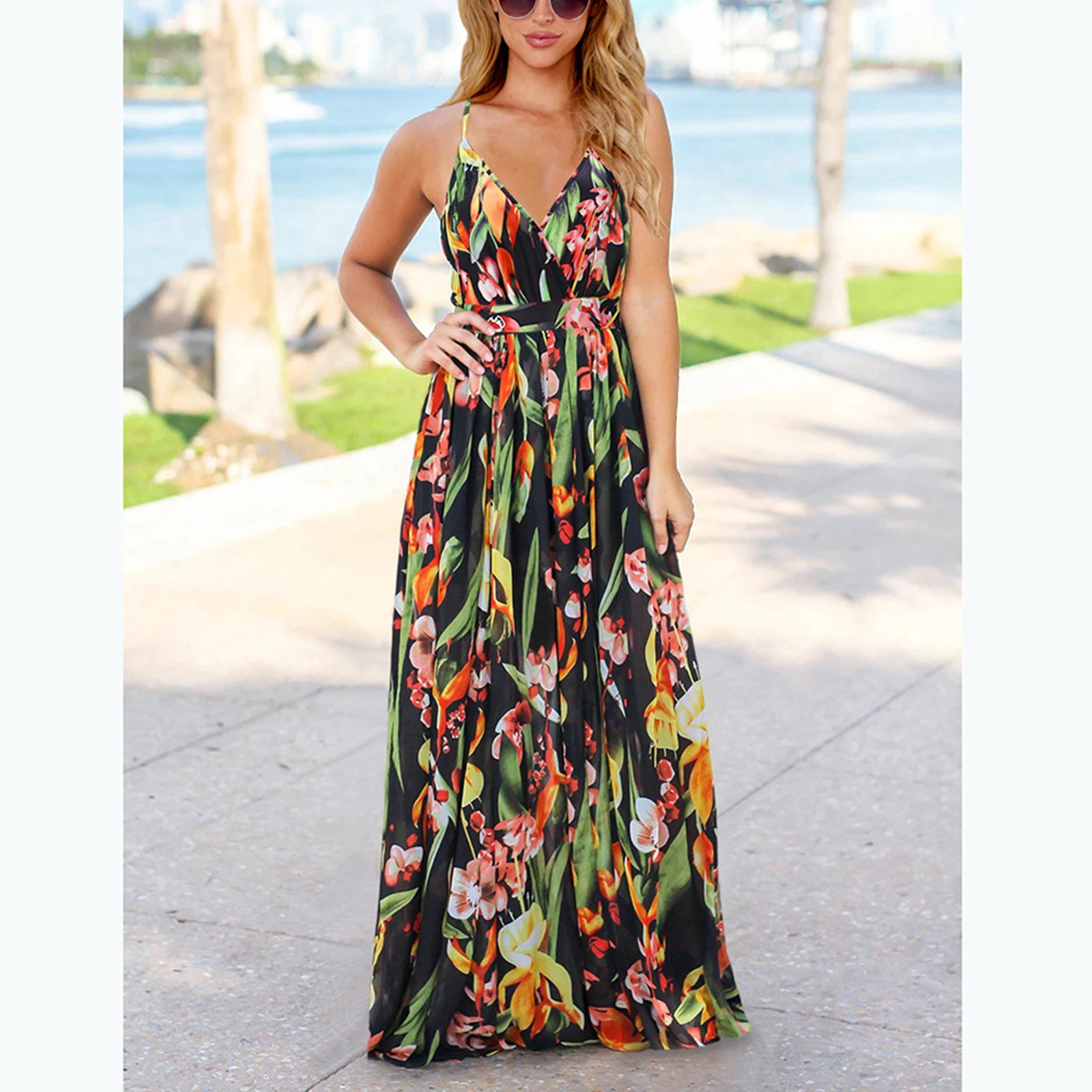 Women Summer Slip Dress Bohemian Floral Spaghetti Strap Backless Full-Length Brace Skirt Beachwear for Girls 6 Colors
Women Summer Slip Dress Bohemian Floral Spaghetti Strap Backless Full-Length Brace Skirt Beachwear for Girls 6 Colors