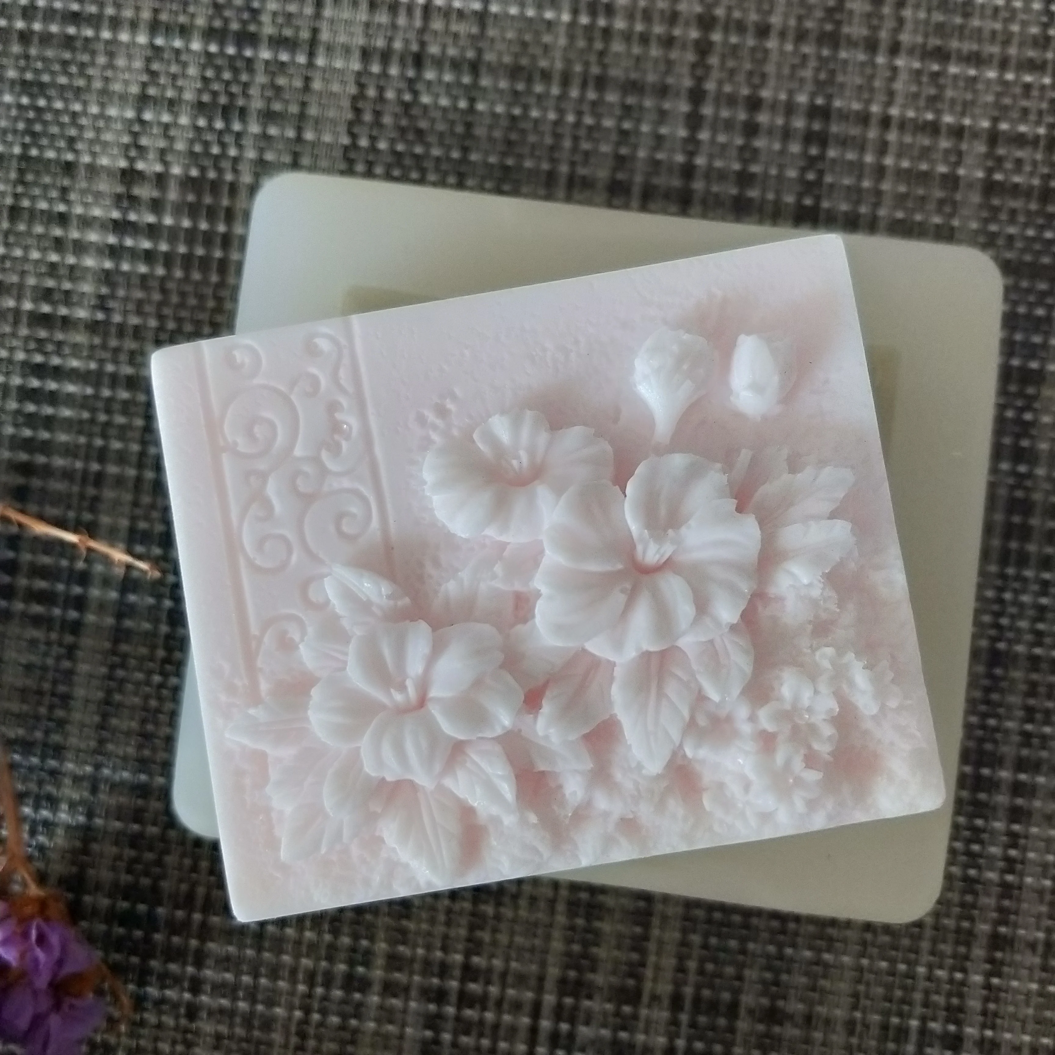 Plum Blossom Silicone Mold Flowers Soap Molds Gypsum Chocolate Candle Candy Mold Clay Resin HC0129 PRZY Square Soap Flower
Plum Blossom Silicone Mold Flowers Soap Molds Gypsum Chocolate Candle Candy Mold Clay Resin HC0129 PRZY Square Soap Flower