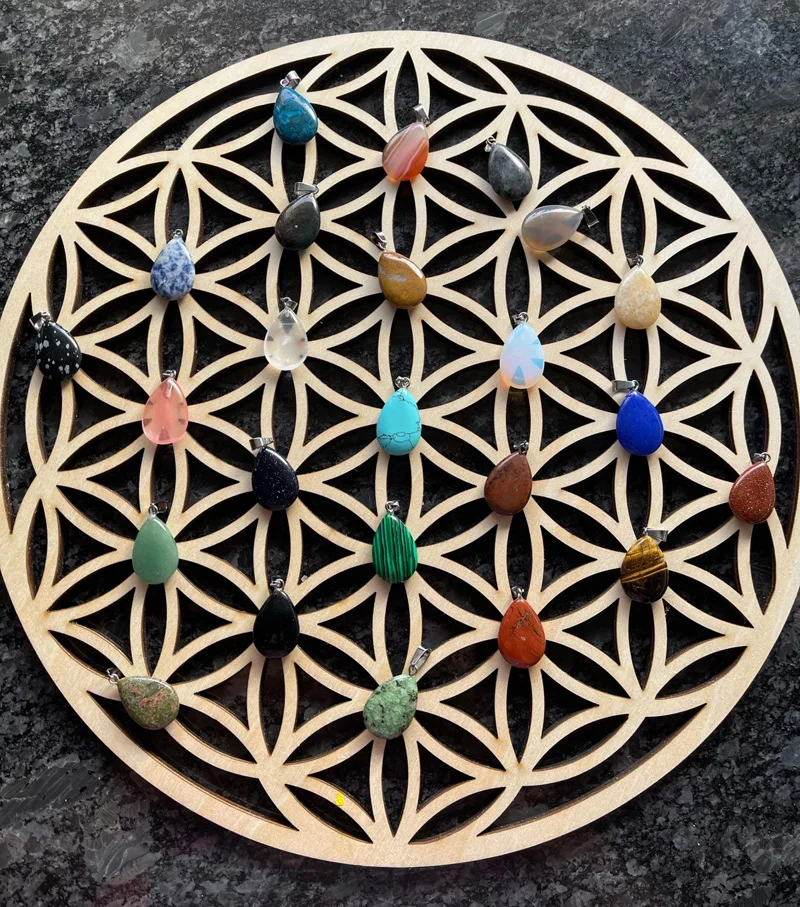 Sacred Geometry Flower of Life Energy Mat Wood Slice Base of Purification Crystals Healing Disc As Coaster for Home Wall Decor
Sacred Geometry Flower of Life Energy Mat Wood Slice Base of Purification Crystals Healing Disc As Coaster for Home Wall Decor