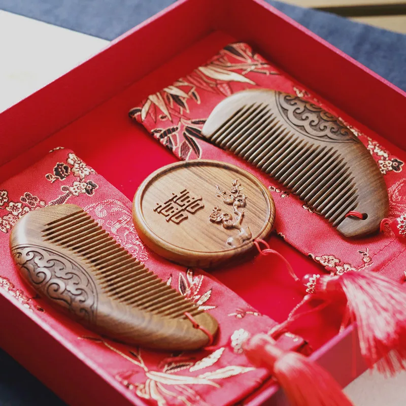 Comb Set Wood Comb A Pair of Gift Box Gift Couples with Sandalwood Pair Comb Handmade Creative Gifts
Comb Set Wood Comb A Pair of Gift Box Gift Couples with Sandalwood Pair Comb Handmade Creative Gifts
