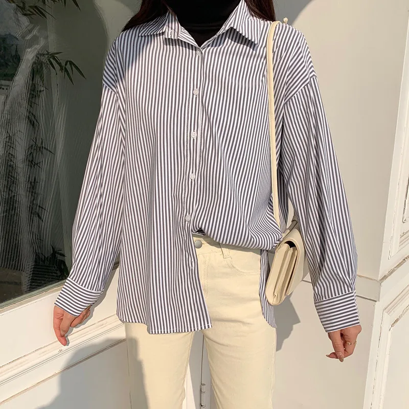 2021 Spring And Autumn Blue Vertical Stripes Shirt Female Design Sense Shirt Korean Fashion Loose Ins Wind Stacking Top q040
2021 Spring And Autumn Blue Vertical Stripes Shirt Female Design Sense Shirt Korean Fashion Loose Ins Wind Stacking Top q040