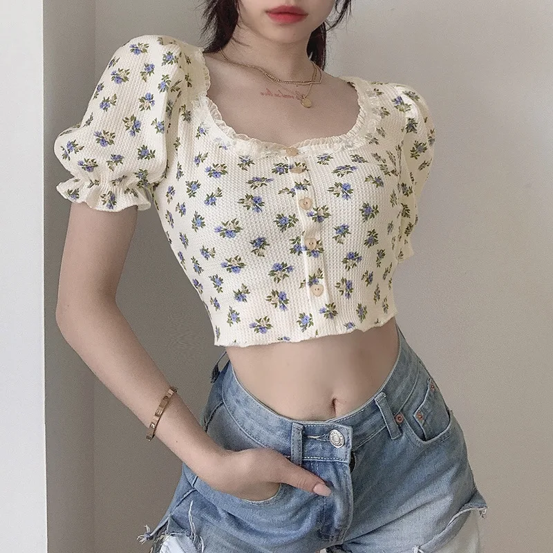 Sweet Floral Lace Elegant Square Neck Tshirt Women 2021 Summer Puff Sleeve Tops Female Korean Short T-shirt Woman Kawaii White
Sweet Floral Lace Elegant Square Neck Tshirt Women 2021 Summer Puff Sleeve Tops Female Korean Short T-shirt Woman Kawaii White