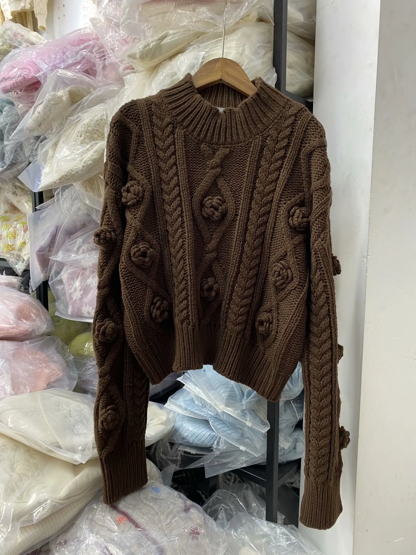 TMODA855 Za 2021 Women Knitted Twist Sweater Casual Turtleneck Cropped Pullover Tops Ladies Batwing Long Sleeve Loose Jumpers
TMODA855 Za 2021 Women Knitted Twist Sweater Casual Turtleneck Cropped Pullover Tops Ladies Batwing Long Sleeve Loose Jumpers