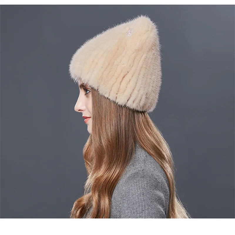 Mink Hat Female Autumn And Winter Korean Version Cute Wild Cat Ears Rhinestones Real Fur Mink Fur Dome Fur Hat
Mink Hat Female Autumn And Winter Korean Version Cute Wild Cat Ears Rhinestones Real Fur Mink Fur Dome Fur Hat