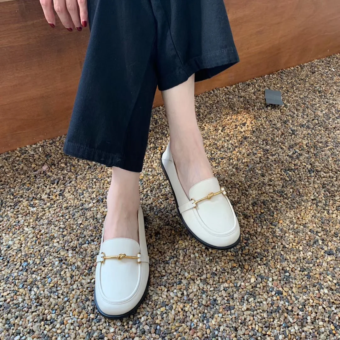 Casual Woman Shoe British Style Female Footwear Round Toe Metal Chain Slip-on Preppy Dress New Summer Buckle Slip On Leisure Spr
Casual Woman Shoe British Style Female Footwear Round Toe Metal Chain Slip-on Preppy Dress New Summer Buckle Slip On Leisure Spr