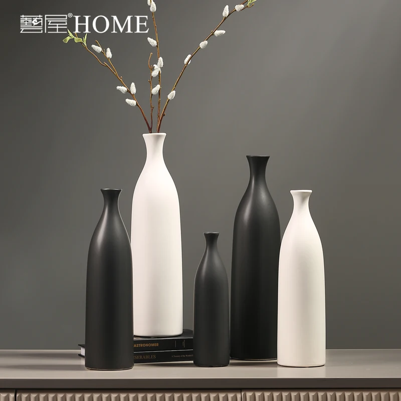 Black Nordic Ceramic Vase Plant Garden Rustic Home Decor White Vase Dry Flower Aesthetic Room Decor Jarrones Home Decor BI50VS
Black Nordic Ceramic Vase Plant Garden Rustic Home Decor White Vase Dry Flower Aesthetic Room Decor Jarrones Home Decor BI50VS