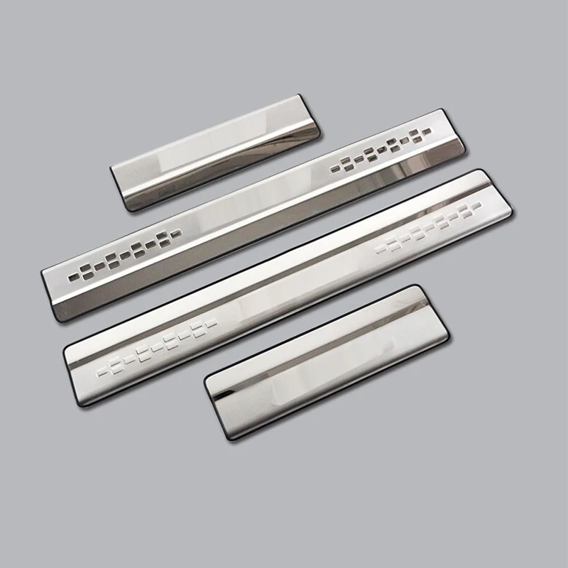 4 PCS/SET stainless steel door sill Scuff Plate Welcome Pedal For Suzuki s-cross SX4 2018 2017 2016 2015 Car Styling Accessories
4 PCS/SET stainless steel door sill Scuff Plate Welcome Pedal For Suzuki s-cross SX4 2018 2017 2016 2015 Car Styling Accessories