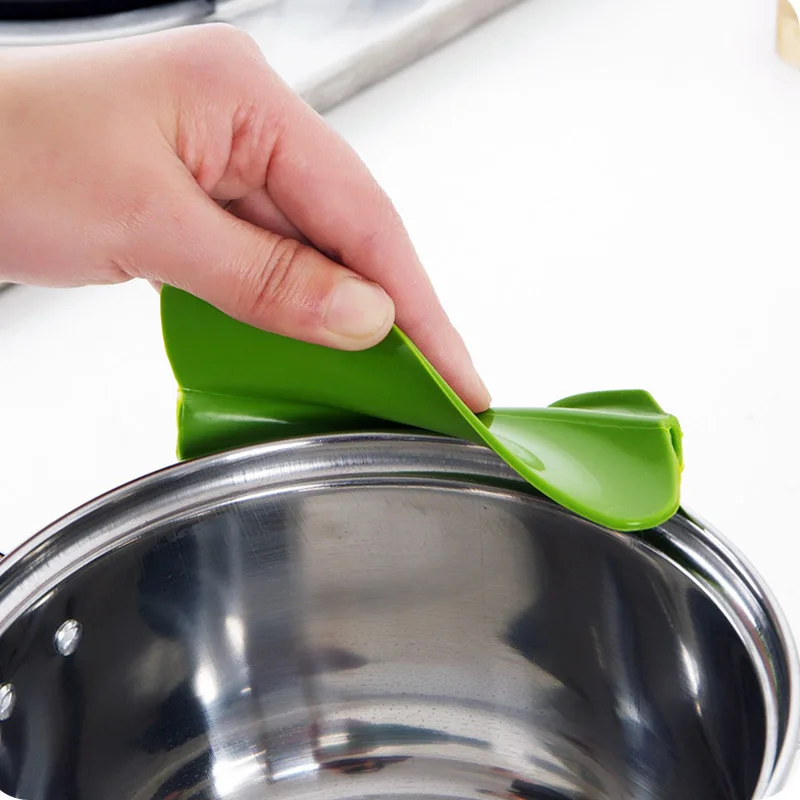 Silicone Liquid Diversion Spill-Proof Kitchenware Pour Soup Gadget Cookware Parts For Pot
Silicone Liquid Diversion Spill-Proof Kitchenware Pour Soup Gadget Cookware Parts For Pot