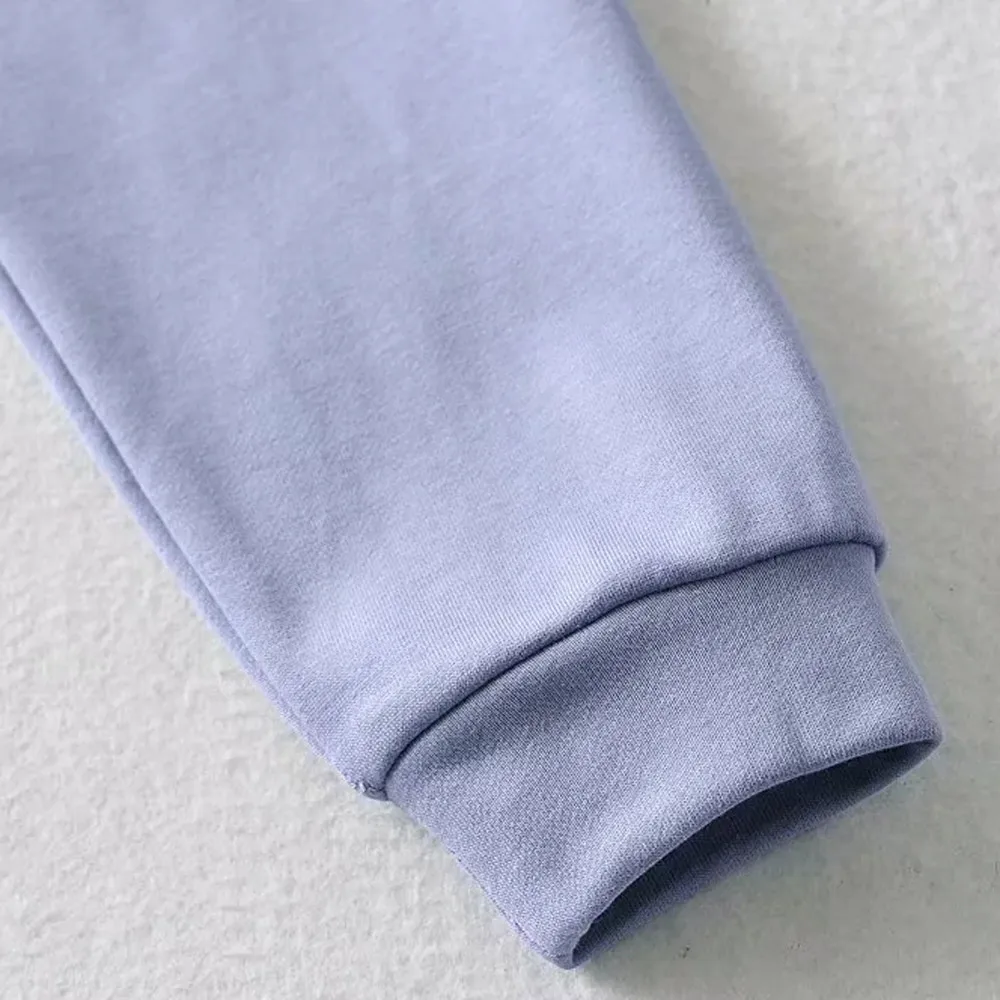 2021 Summer Solid Round Neck Sweatshirt Korean Casual Sexy Long-Sleeved Cropped Tops For Women Blue White Pullover Streetwear
2021 Summer Solid Round Neck Sweatshirt Korean Casual Sexy Long-Sleeved Cropped Tops For Women Blue White Pullover Streetwear