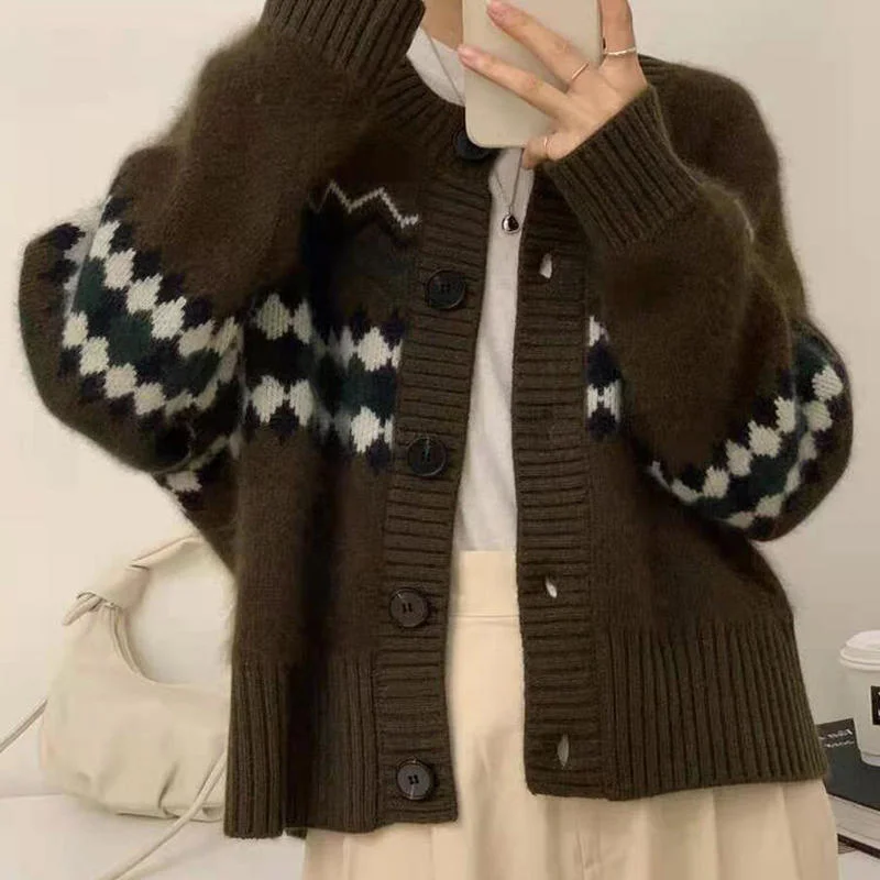 2021 Autumn Winter Women Cardigan Vintage Stylish Argyle Sweater Korean Long Sleeve O-Neck Thicken Knitted Coat Female Pull Tops
2021 Autumn Winter Women Cardigan Vintage Stylish Argyle Sweater Korean Long Sleeve O-Neck Thicken Knitted Coat Female Pull Tops