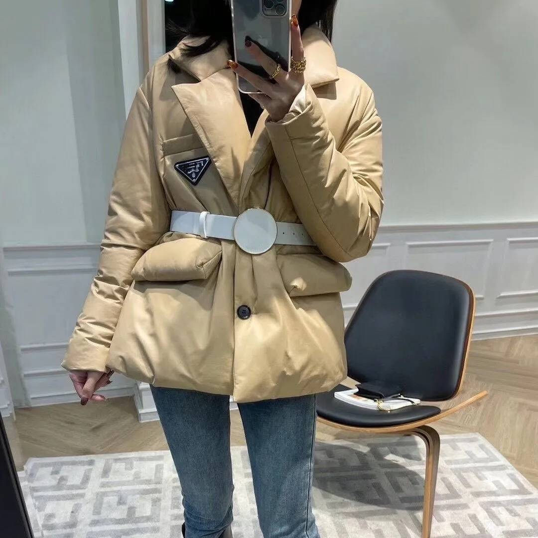 Woman Coats Natural Genuine Leather 2021 Winter 100% Sheepskin Leather Coat Female Down Coat Warm H916
Woman Coats Natural Genuine Leather 2021 Winter 100% Sheepskin Leather Coat Female Down Coat Warm H916