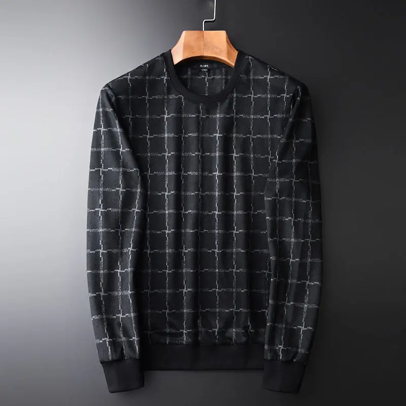 Yarn dyed plaid pattern men's round neck sweater new autumn fashion ground wool Pullover for middle-aged and young men
Yarn dyed plaid pattern men's round neck sweater new autumn fashion ground wool Pullover for middle-aged and young men
