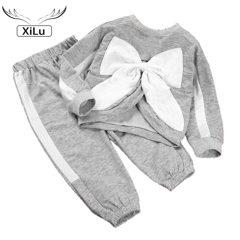 Осенний Повседневный свитер с длинным рукавом для девочек, спортивный костюм с большим бантом, детская одежда, пижамы для маленьких девочек...
Осенний Повседневный свитер с длинным рукавом для девочек, спортивный костюм с большим бантом, детская одежда, пижамы для маленьких девочек...