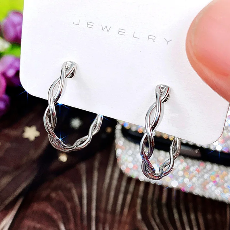 YH-ZL Chic Design Hoop Earrings Women for Engagement Wedding Accessories Luxury Silver Color Earrings Statement Jewelry
YH-ZL Chic Design Hoop Earrings Women for Engagement Wedding Accessories Luxury Silver Color Earrings Statement Jewelry