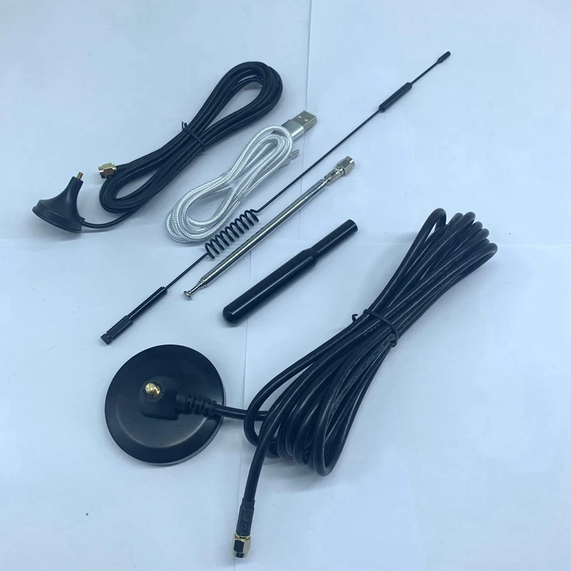 35Db 433MHz Antenna + 3G Antenna + Whip Antenna for Hackrf PORTAPACK H2 Antenna with Data Cable Kit Radio Transceiver
35Db 433MHz Antenna + 3G Antenna + Whip Antenna for Hackrf PORTAPACK H2 Antenna with Data Cable Kit Radio Transceiver