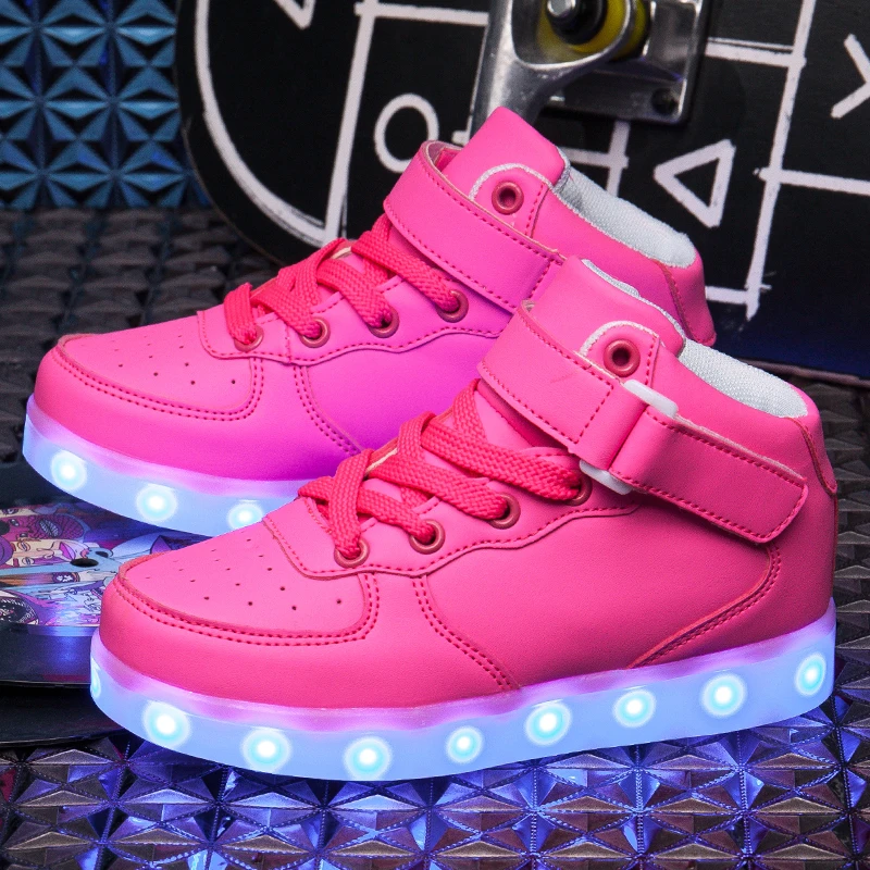 Classical Led Shoes for kids and adults USB chargering Light Up Sneakers for boys girls men women Glowing Fashion Party Shoes
Classical Led Shoes for kids and adults USB chargering Light Up Sneakers for boys girls men women Glowing Fashion Party Shoes