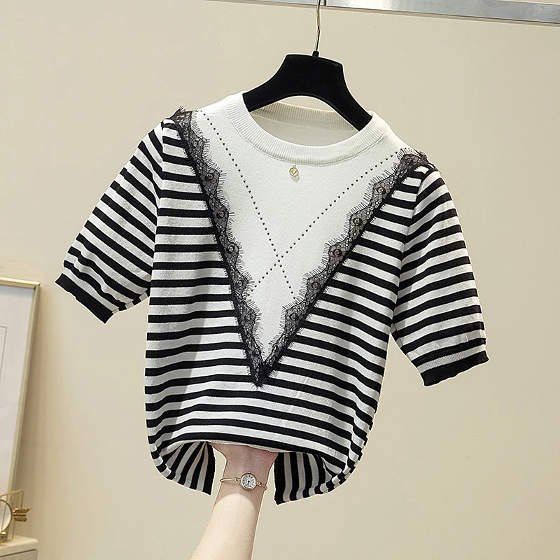 Lace Patchwork Short Sleeve T Shirt Women Striped Knitted Top Mujer Femme O-Neck Women's T-shirt Black Soft Summer Clothes 2021
Lace Patchwork Short Sleeve T Shirt Women Striped Knitted Top Mujer Femme O-Neck Women's T-shirt Black Soft Summer Clothes 2021