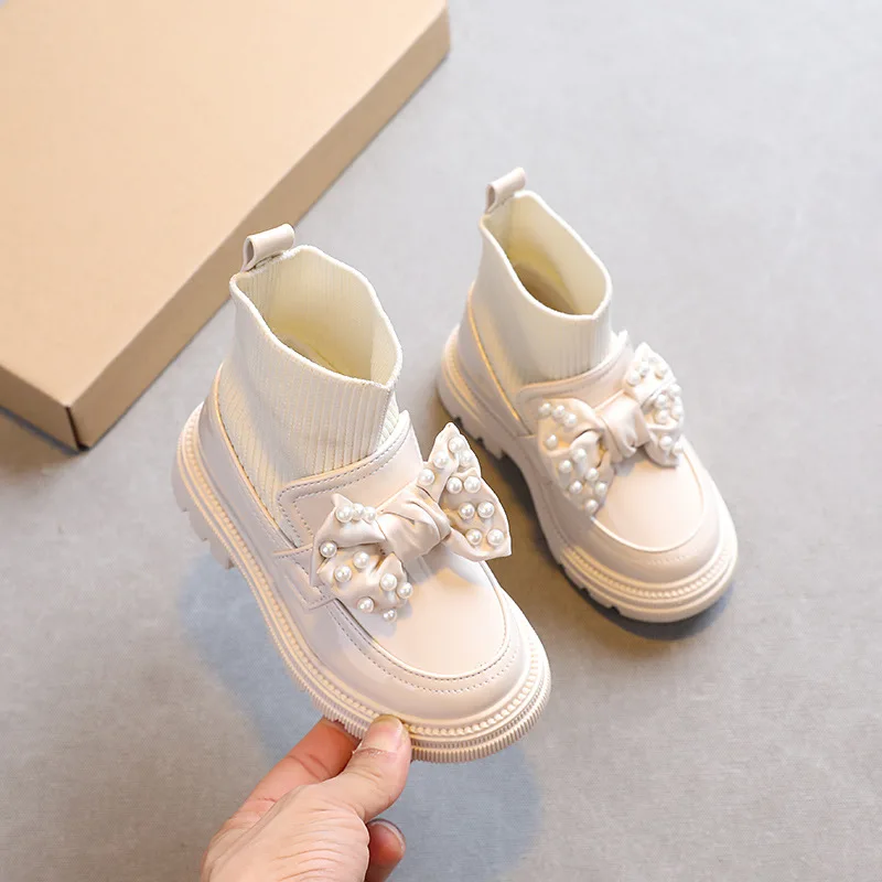 Girls Bowknot Pearl Socks Shoes High-top PU Leather Knit Patchwork Slip on Kids Princess Boots Anti Slip Children Ankle Boots
Girls Bowknot Pearl Socks Shoes High-top PU Leather Knit Patchwork Slip on Kids Princess Boots Anti Slip Children Ankle Boots
