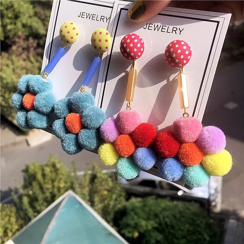 Women's Earrings Romantic Cute Long Korean Earrings Hairball Rainbow Flowers Boho Women Fashion Earrings Fashion Drop Earrings 
Women's Earrings Romantic Cute Long Korean Earrings Hairball Rainbow Flowers Boho Women Fashion Earrings Fashion Drop Earrings